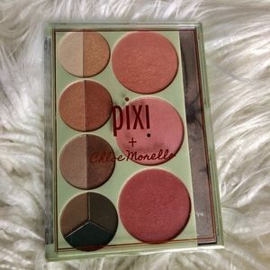 Pixi + Chloe Morello- Romantic Radiance